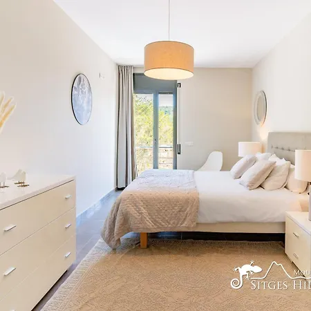 Villa Cool And Stylish Avanti With Private Pool, Beautiful Views And Air Conditioniing Olivella
