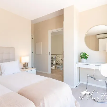 Cool And Stylish Avanti With Private Pool, Beautiful Views And Air Conditioniing * Olivella