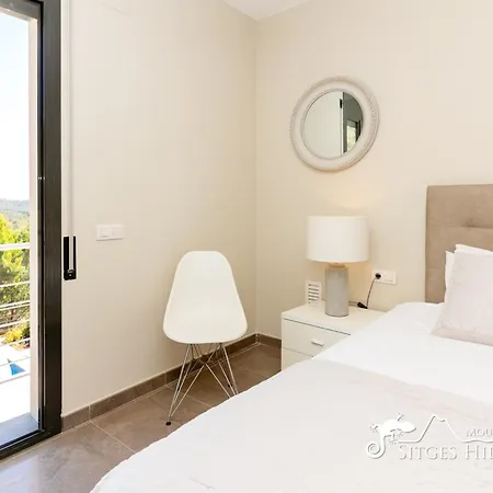 Villa Cool And Stylish Avanti With Private Pool, Beautiful Views And Air Conditioniing