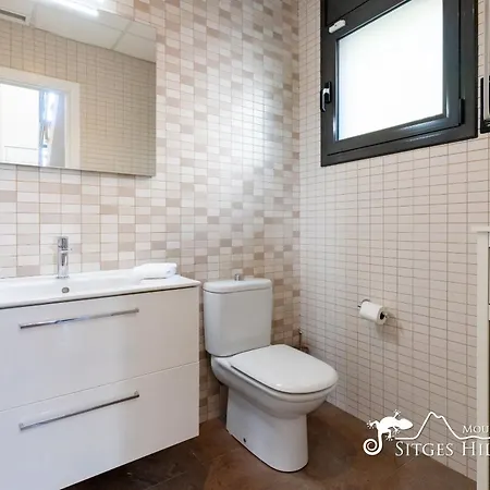 Cool And Stylish Avanti With Private Pool, Beautiful Views And Air Conditioniing Villa Olivella