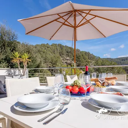 Cool And Stylish Avanti With Private Pool, Beautiful Views And Air Conditioniing Villa *